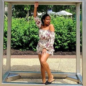 Fashion Nova: Water My Garden Floral Romper - Ivory/combo